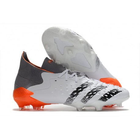 adidas Predator Freak.1 FG Biały Srebro Czerwony