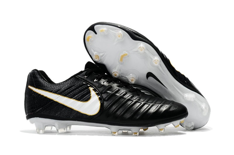 Buty Piłkarskie Nike Tiempo Legend VII FG Czarny Biały